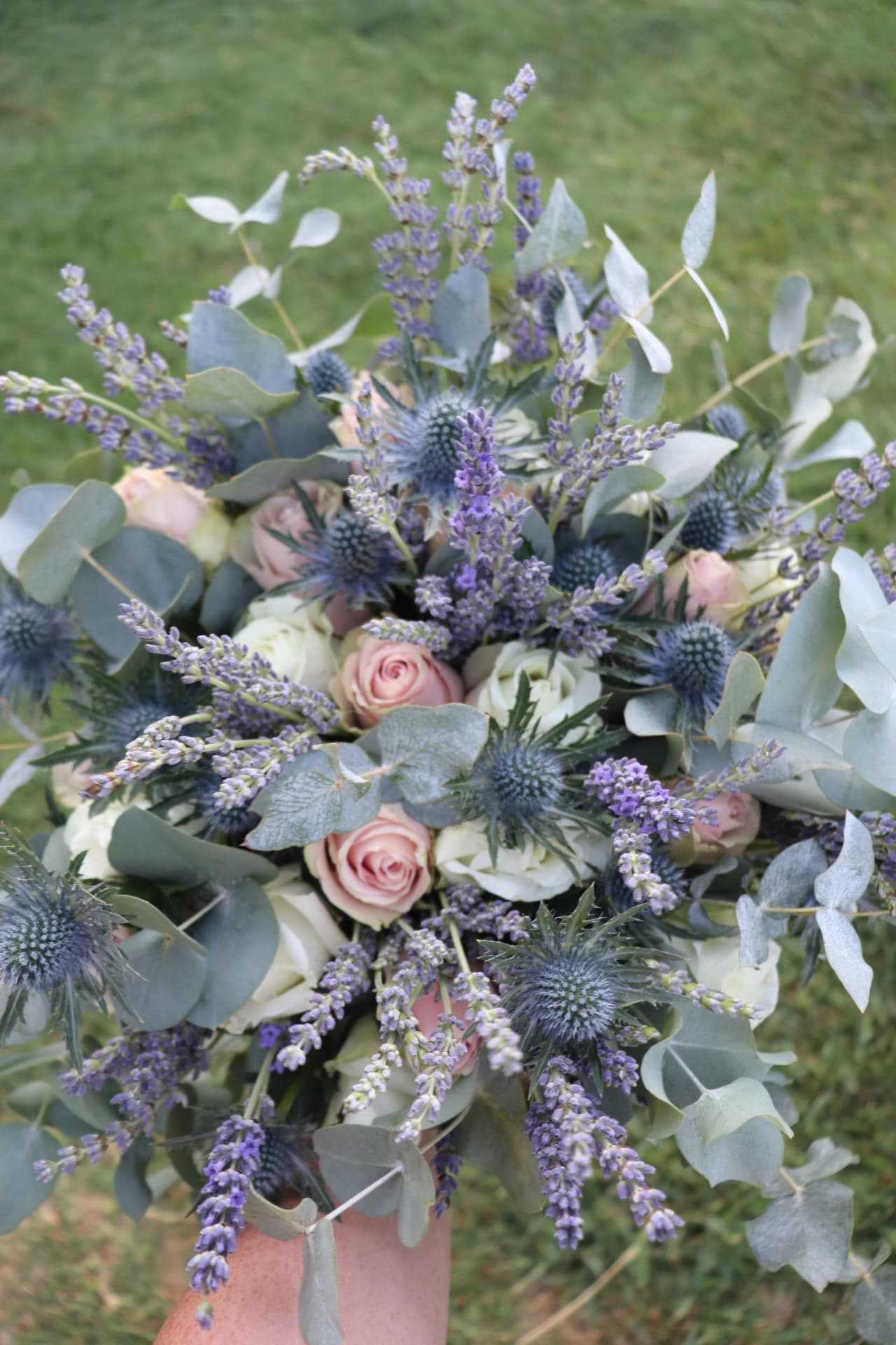Réalisation florale de mariage par Petits Bonheurs Événementiel